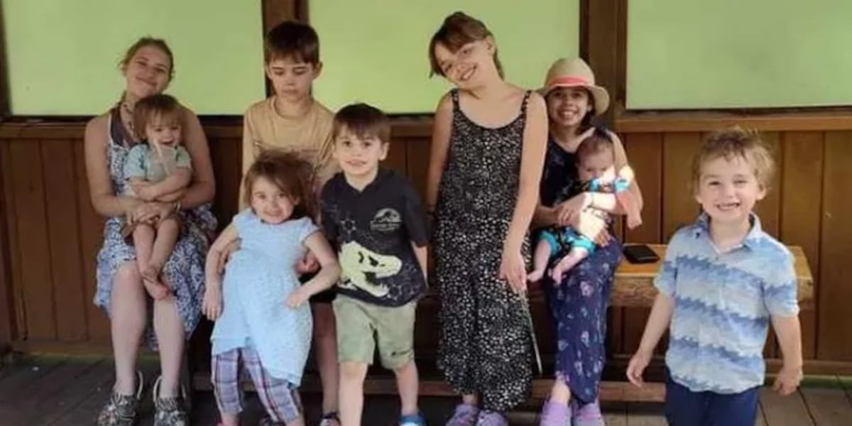 Be gai 11 tuoi cuu ca gia dinh thoat chet trong gang tac hinh anh