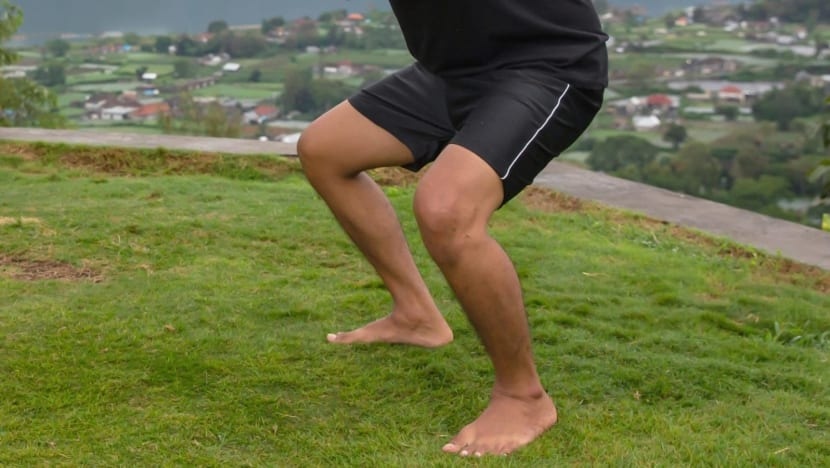 Hoc sinh o Indonesia tu vong vi bi giao vien phat squat 100 lan hinh anh