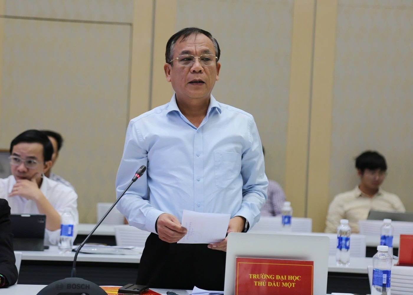 DH Thu Dau Mot tra lai 37 ty thu hoc phi sai cho sinh vien hinh anh