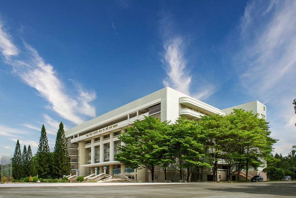 Dai hoc nao co nhieu tan giao su, pho giao su nhat ca nuoc? hinh anh