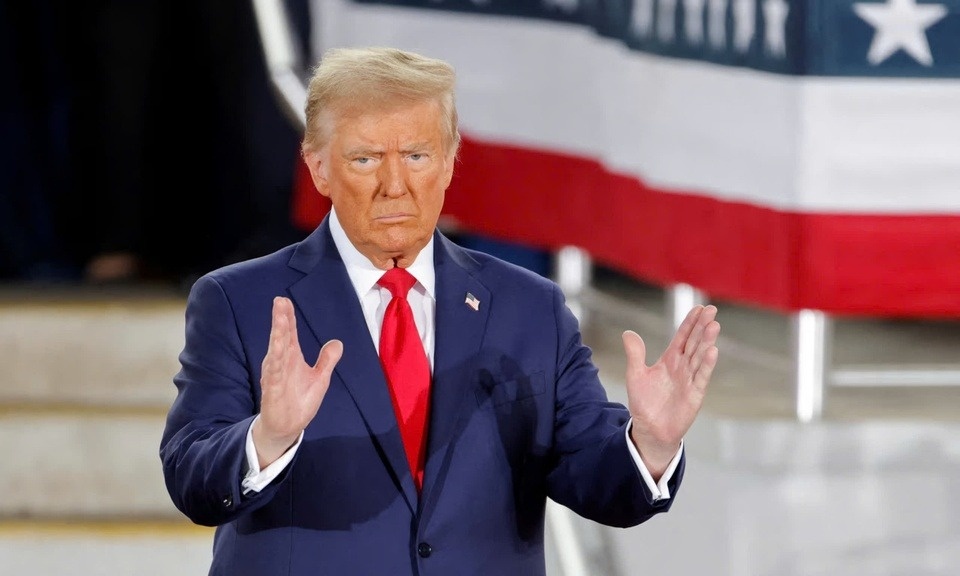 Du hoc sinh Trung Quoc khong dam ve nuoc sau khi ong Trump dac cu hinh anh