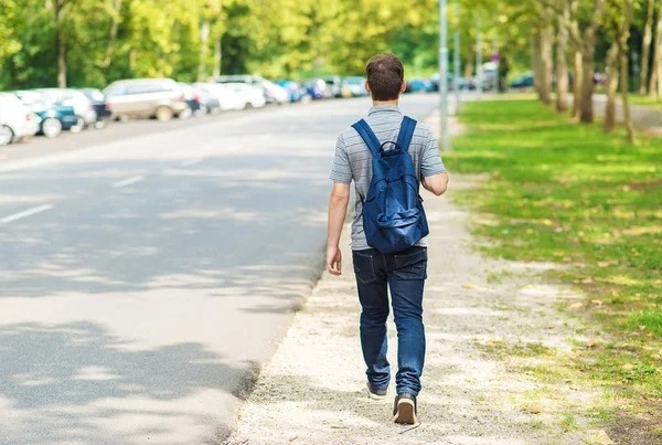 Dap an bai toan khoang cach thu thach nhung nguoi thong minh nhat hinh anh