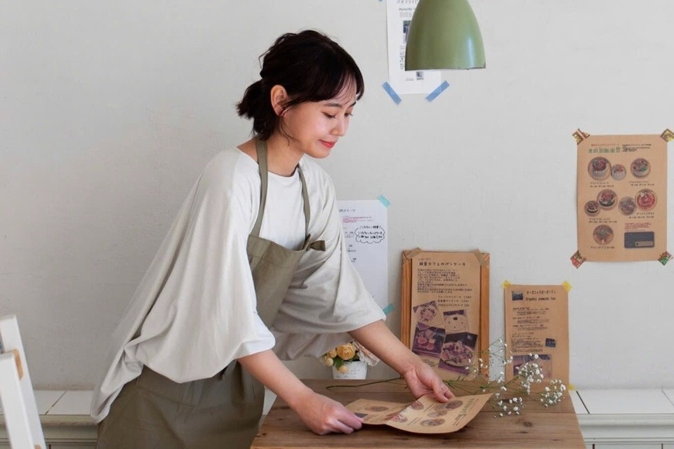 ‘Chay’ 3 viec lam them cung luc de chuan bi cho Tet Nguyen dan hinh anh