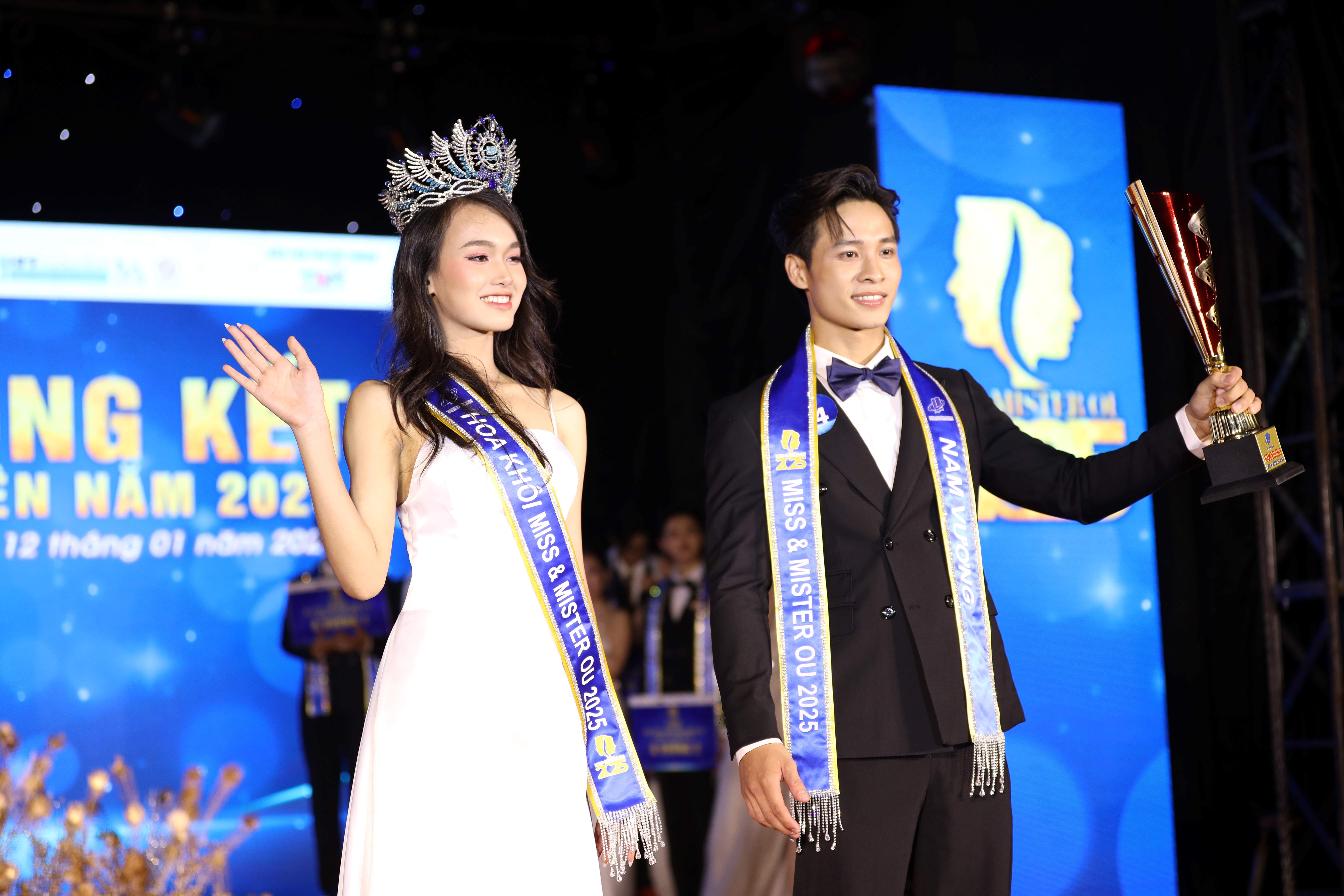 sinh vien quoc te anh 6