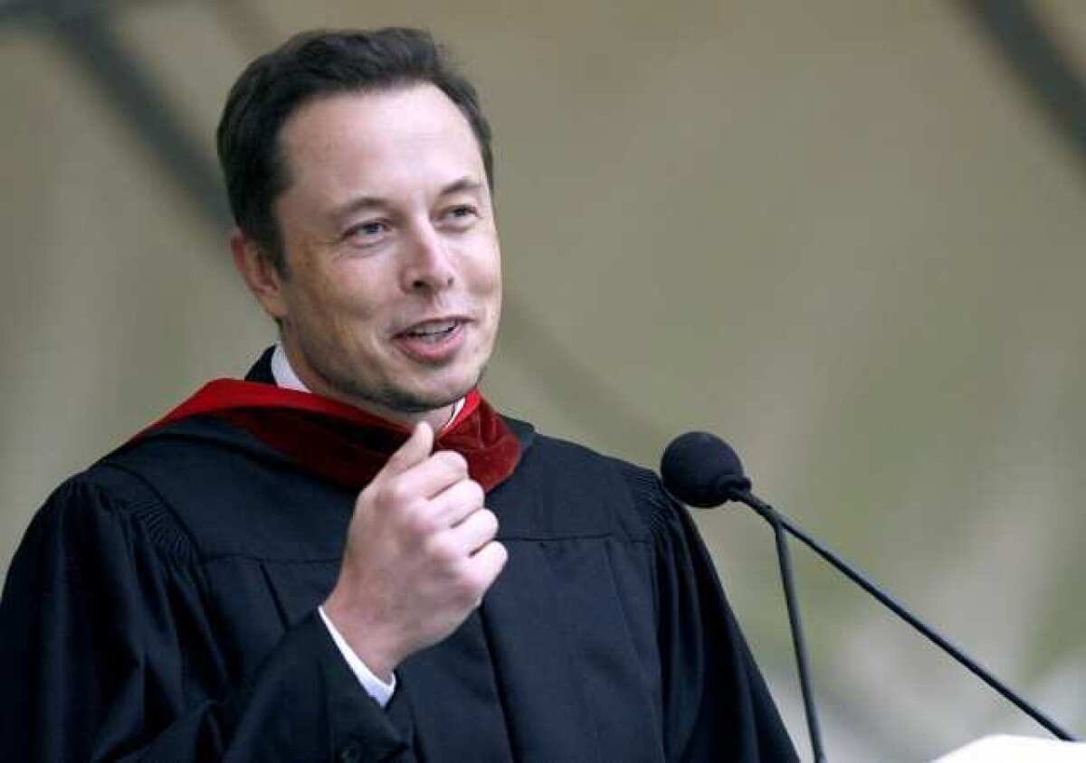 Ty phu Elon Musk lai co phat ngon gay tranh luan ve tam bang dai hoc hinh anh