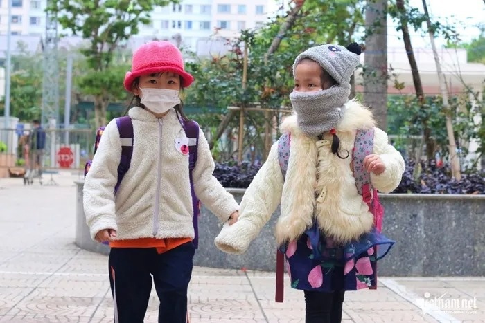 Ha Noi cho hoc sinh mam non, tieu hoc nghi khi troi lanh duoi 10 do C hinh anh