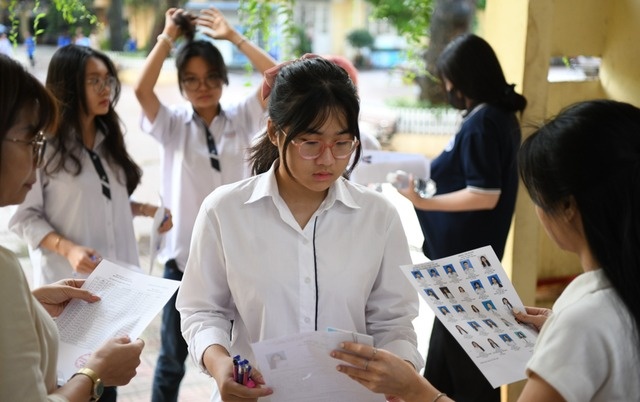 Ly do bo yeu cau moi nganh chi co toi da 4 to hop xet tuyen hinh anh