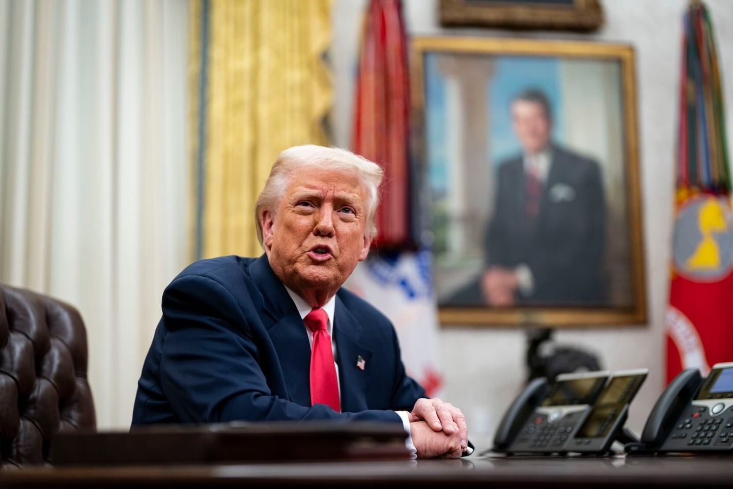 Chong gai dau tien cua ong Trump sau khi ky lenh xoa so Bo Giao duc hinh anh