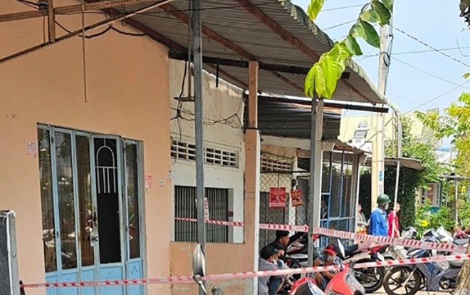 Cong an dieu tra vu vo chong tu vong trong can nha khoa trai cua hinh anh