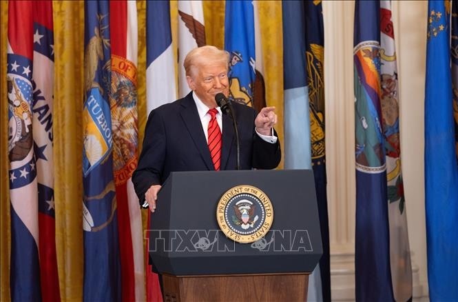 Cong ty luat cua My tra 40 trieu USD de TT Trump rut don kien hinh anh