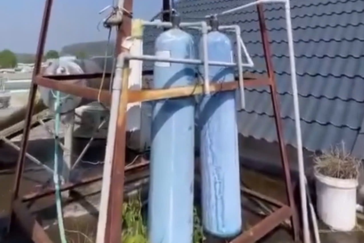 Nam sinh lop 7 tu vong khi choi tron tim tren mai nha sau gio tan hoc hinh anh