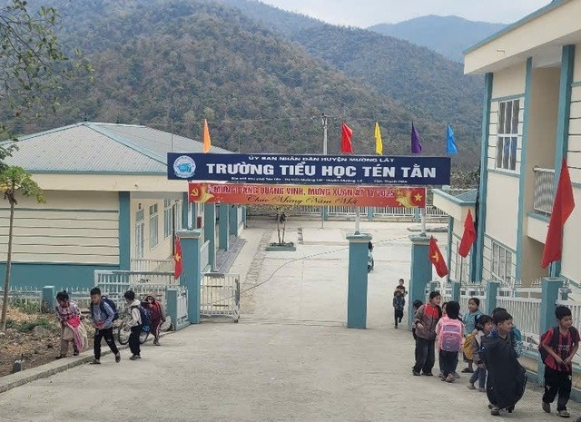 Lap doan xac minh vu hoc sinh lop 4 nga rach 'vung kin' hinh anh