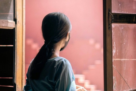 Nu sinh o Nha Trang bi ghep anh khoa than, nam sinh nhan sai hinh anh