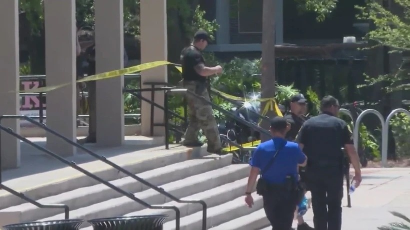 My: Xa sung tai Dai hoc Bang Florida khien nhieu nguoi thuong vong hinh anh