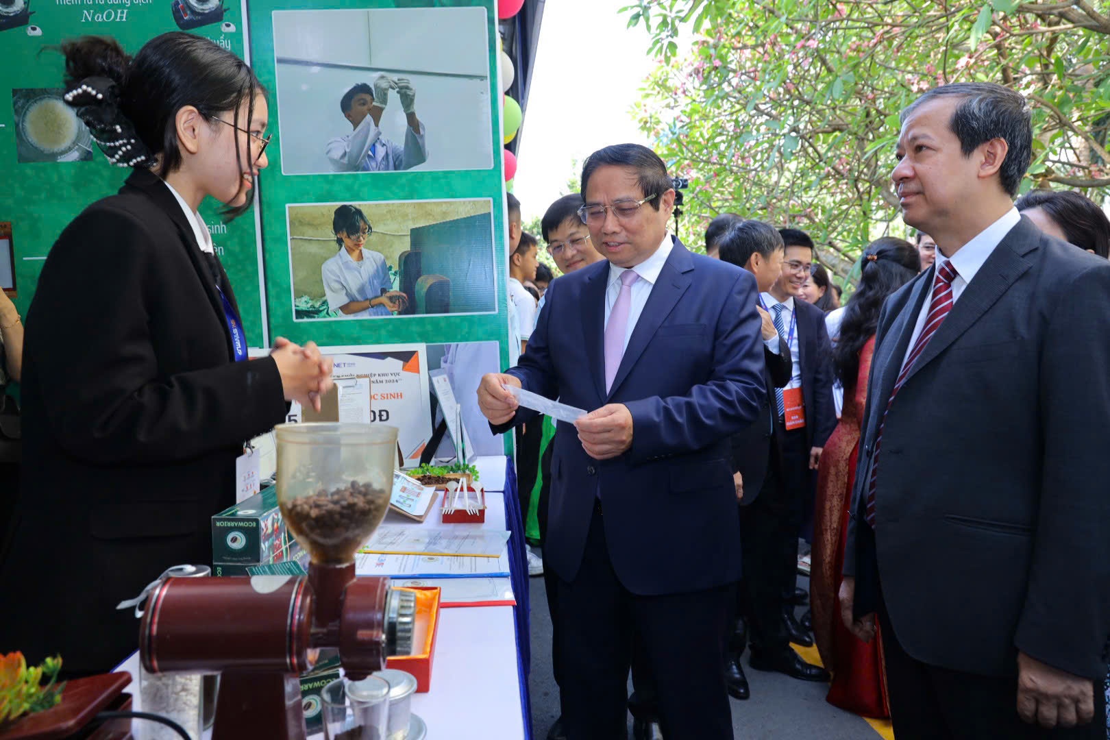 Hoc sinh, sinh vien Viet Nam tao ra hon 42.000 du an khoi nghiep hinh anh