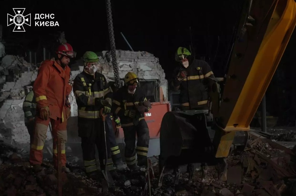 Ukraine cung cap thong tin ve nguon goc ten lua Nga vua phong vao Kyiv hinh anh