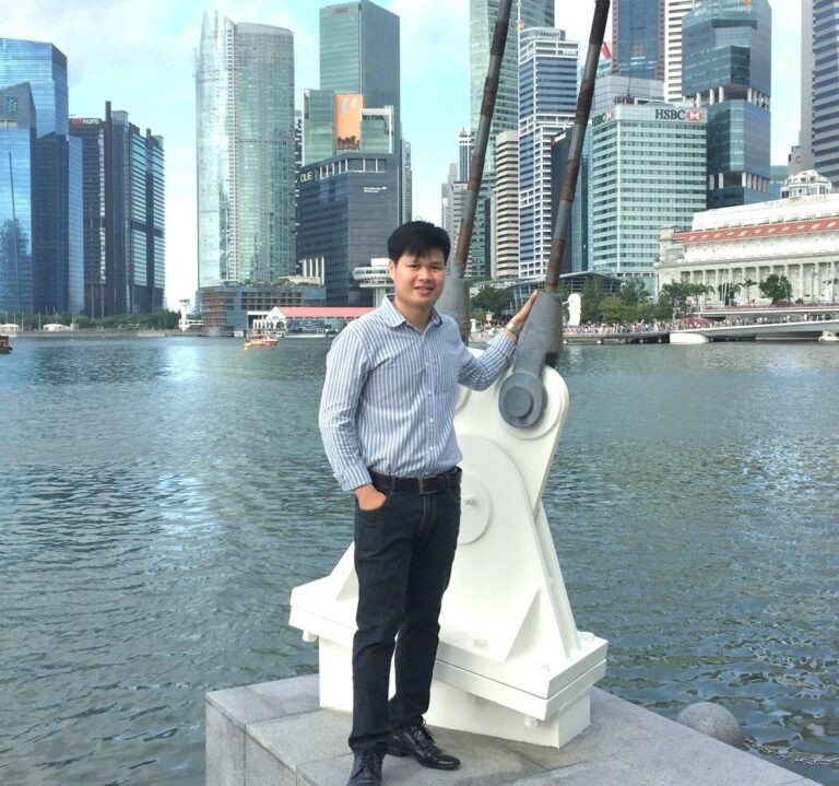 chuong trinh vnu350 anh 2