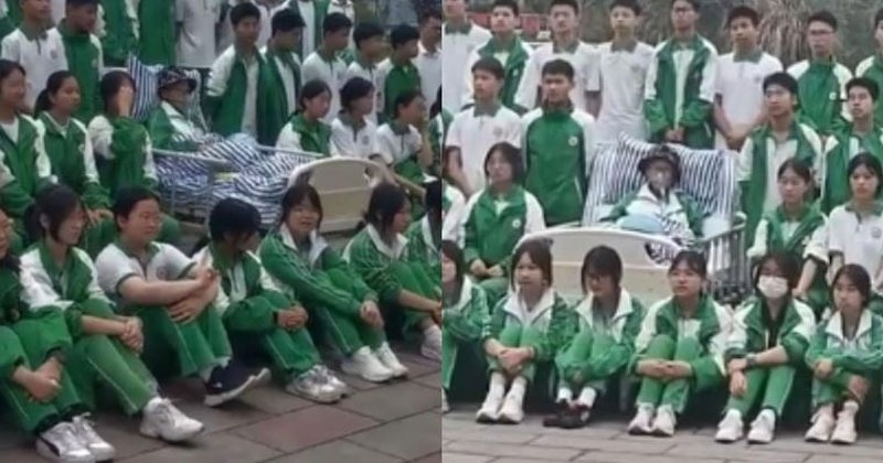 Cau chuyen dang sau buc anh tot nghiep khien dan mang xuc dong hinh anh