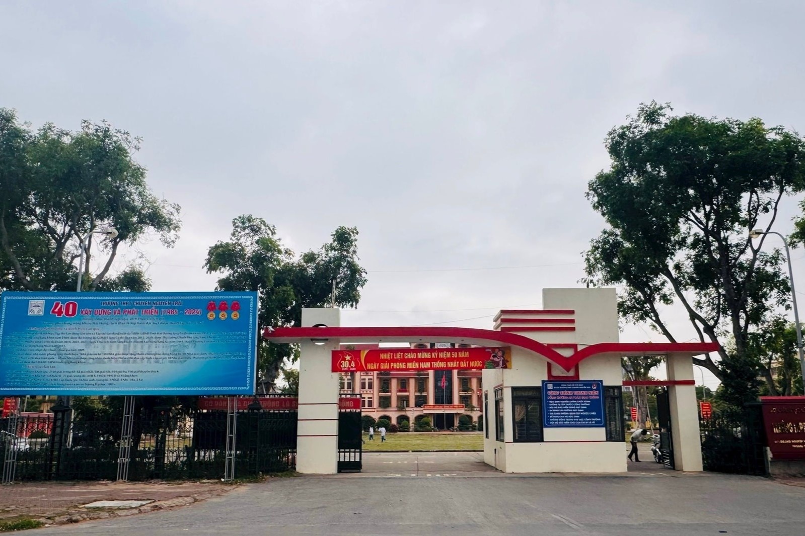 Mot tinh dau tu 40 ty dong xay dung trung tam boi duong hoc sinh gioi hinh anh