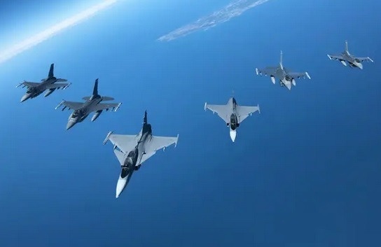 Thai Lan chi manh tay mua them tiem kich Thuy Dien hinh anh