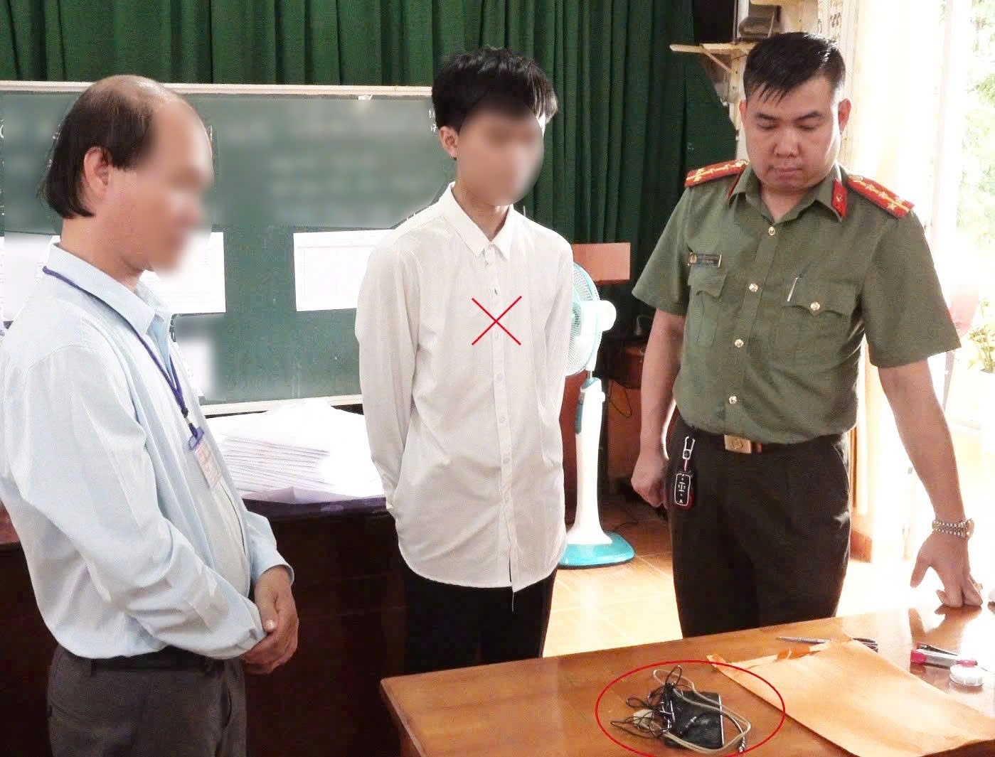 Khoi to vu an lam lo de thi mon Ngu van tai Lam Dong hinh anh