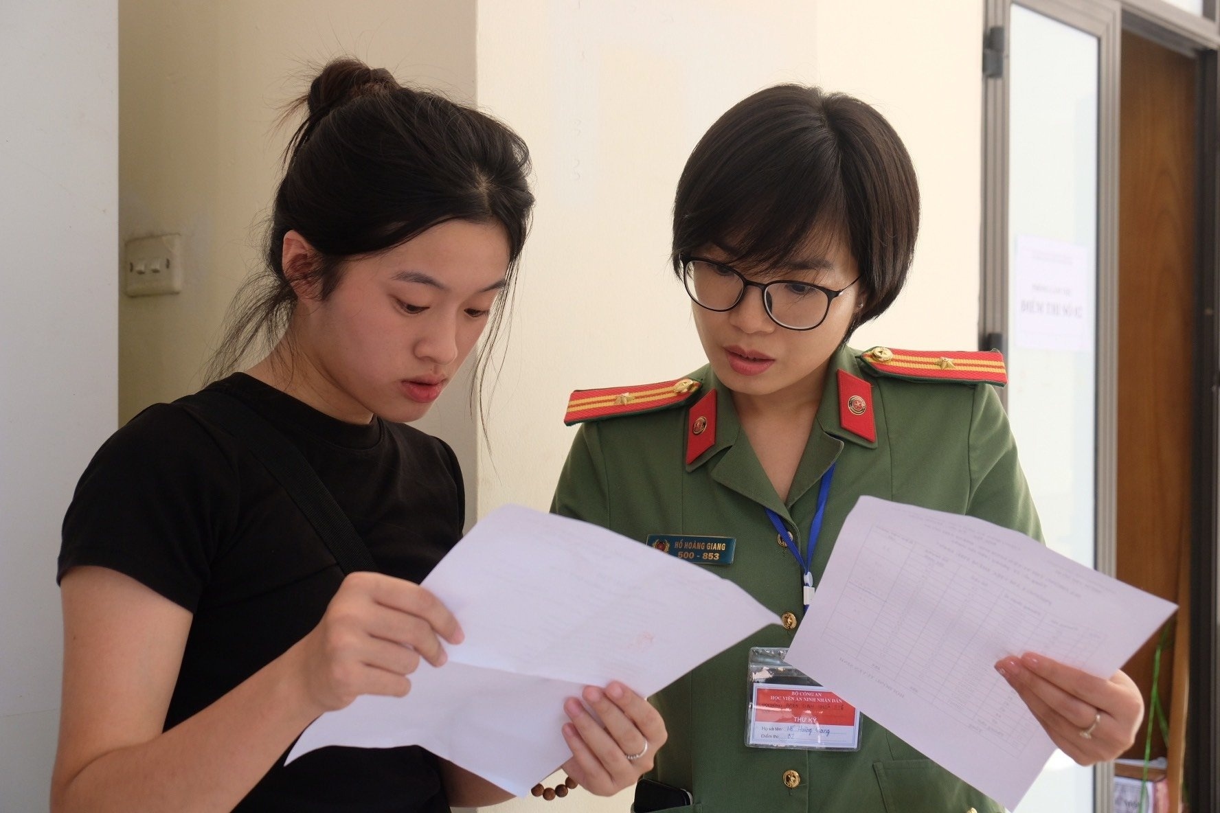 Co the hoc hoc song song truong Cong an va truong ngoai hay khong? hinh anh