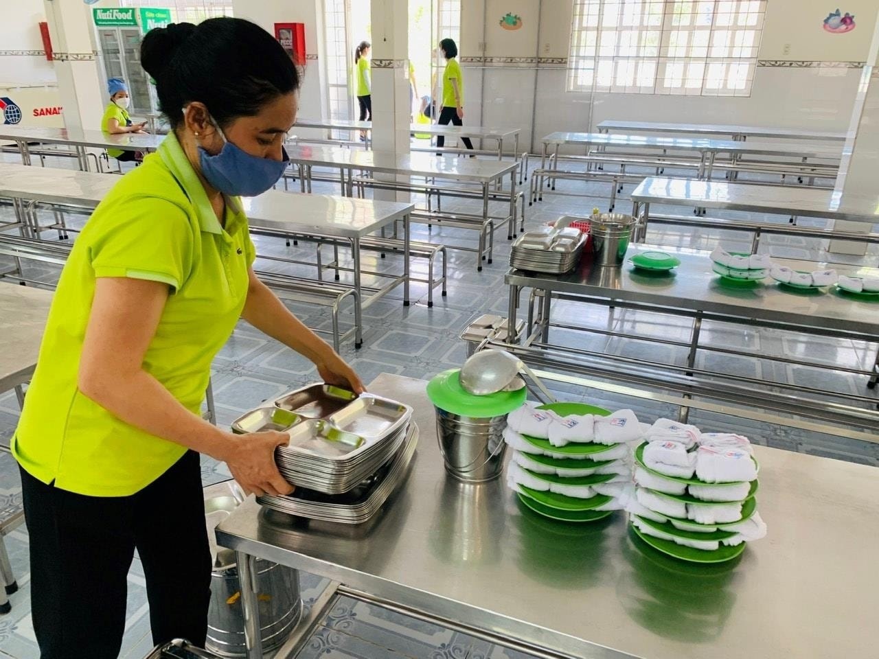 Lâm Đồng lên tiếng việc một số trường bất ngờ ngừng tổ chức bán trú