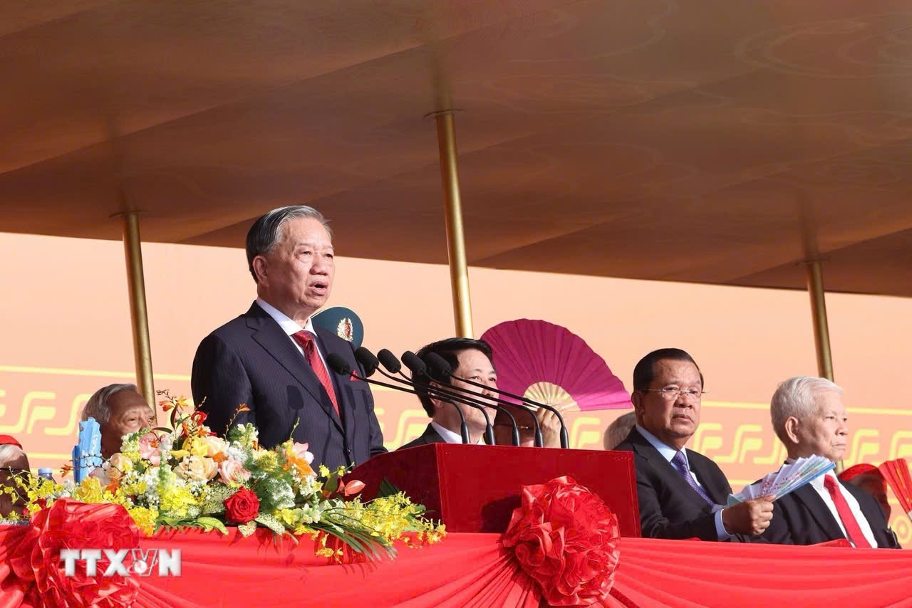 dieu binh quoc khanh anh 1
