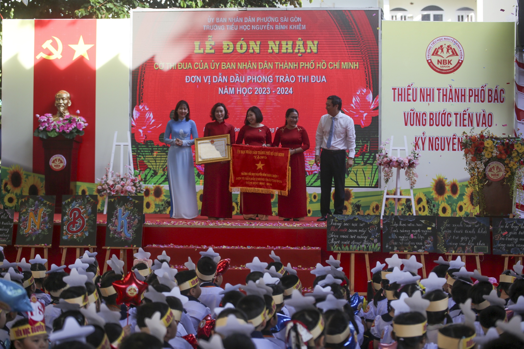 khai giang nam hoc moi anh 10