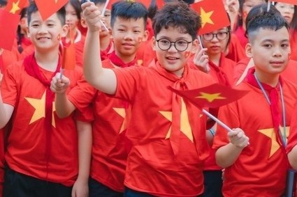 Nhung khoan tien phu huynh can dong trong nam hoc moi 2025-2026 hinh anh