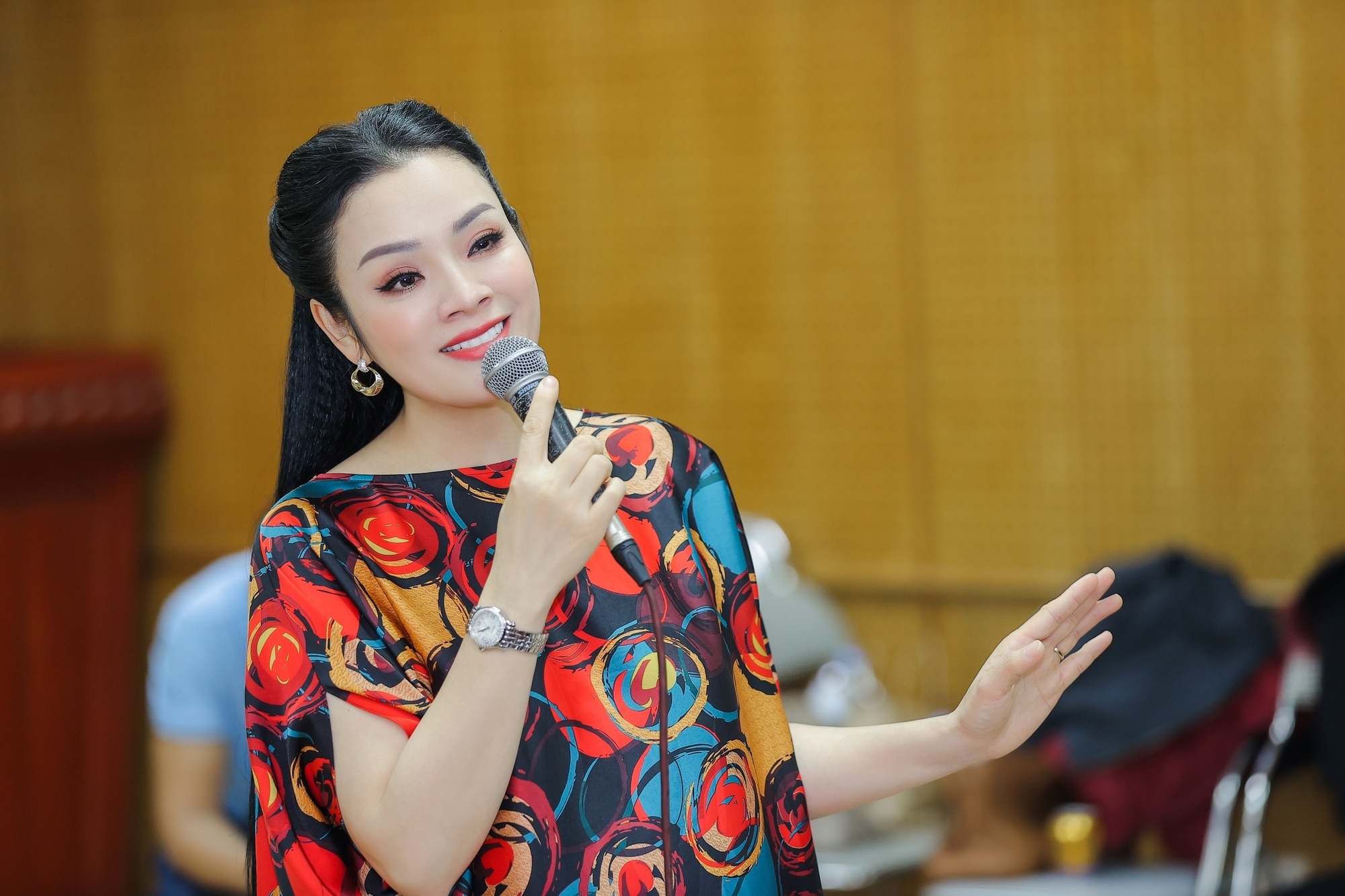 Nu ca si duy nhat trong danh sach xet cong nhan chuc danh PGS nam 2025 hinh anh