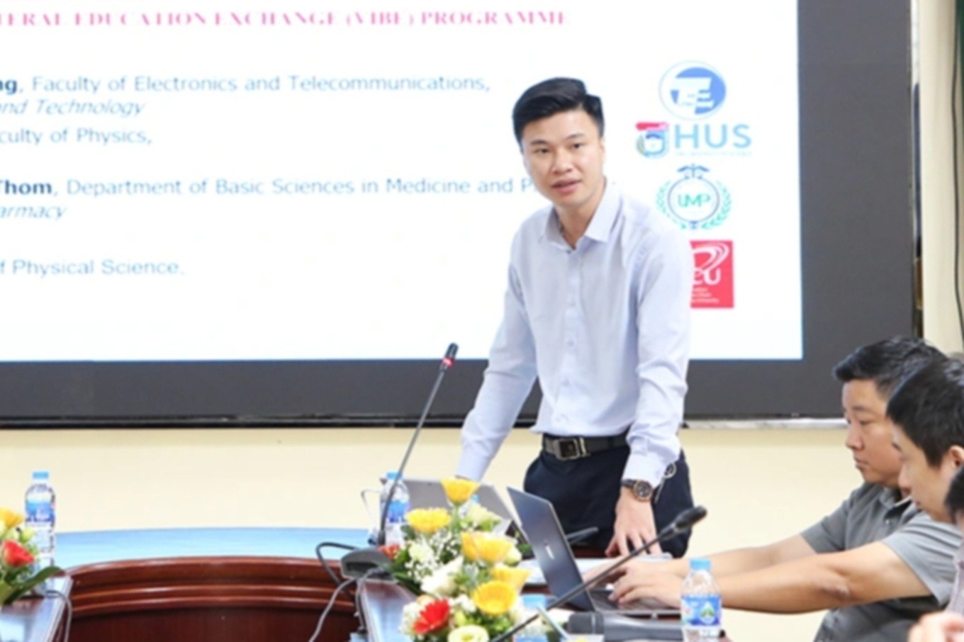 20 ung vien pho giao su nam 2025 thuoc the he 9X hinh anh