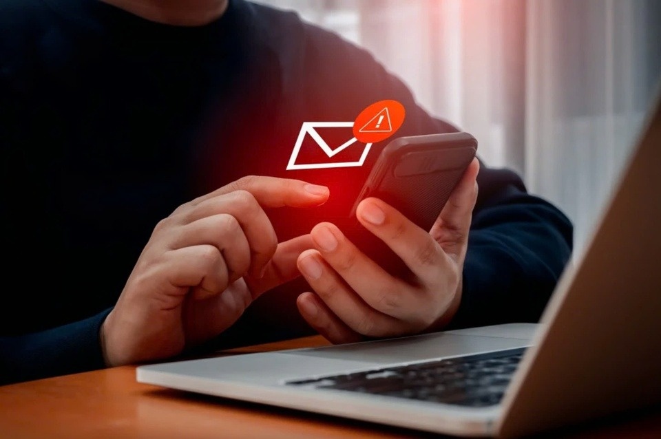 Bo GD&DT lai bi gia mao hinh anh