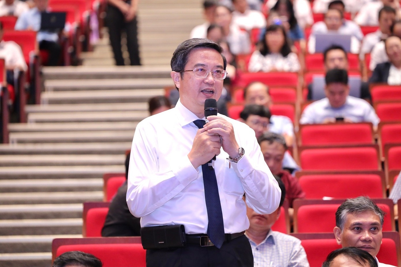 140 truong dai hoc cong lap dung truoc cuoc dai sap xep, sap nhap hinh anh