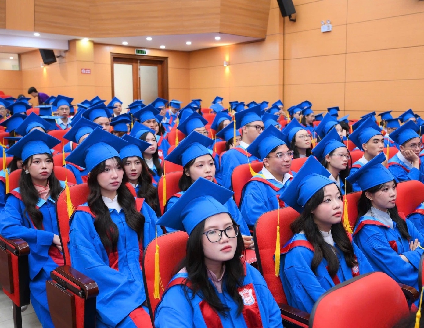 'Dai phau' tu mam non den dai hoc hinh anh