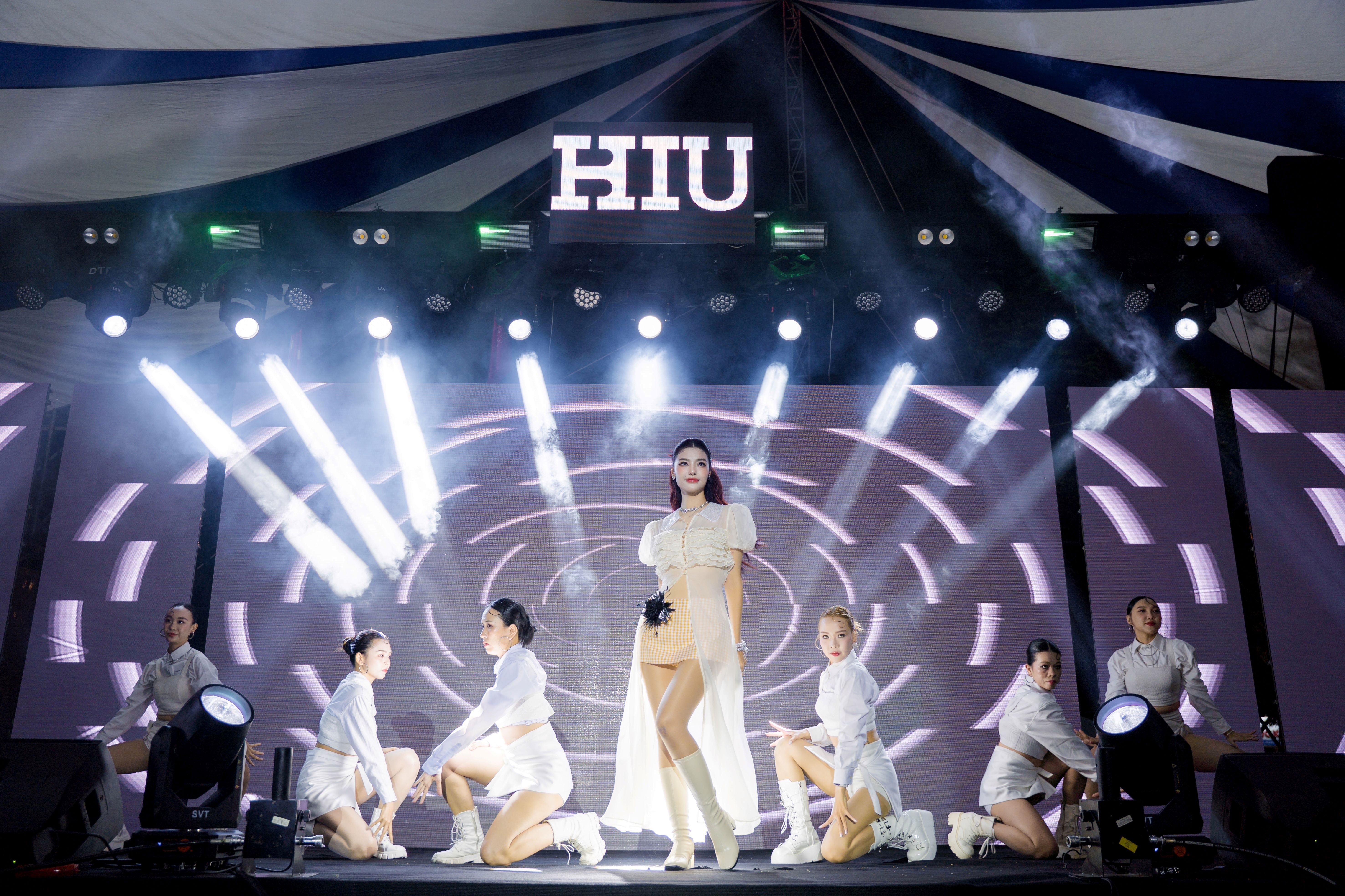 dh quoc te hong bang anh 3