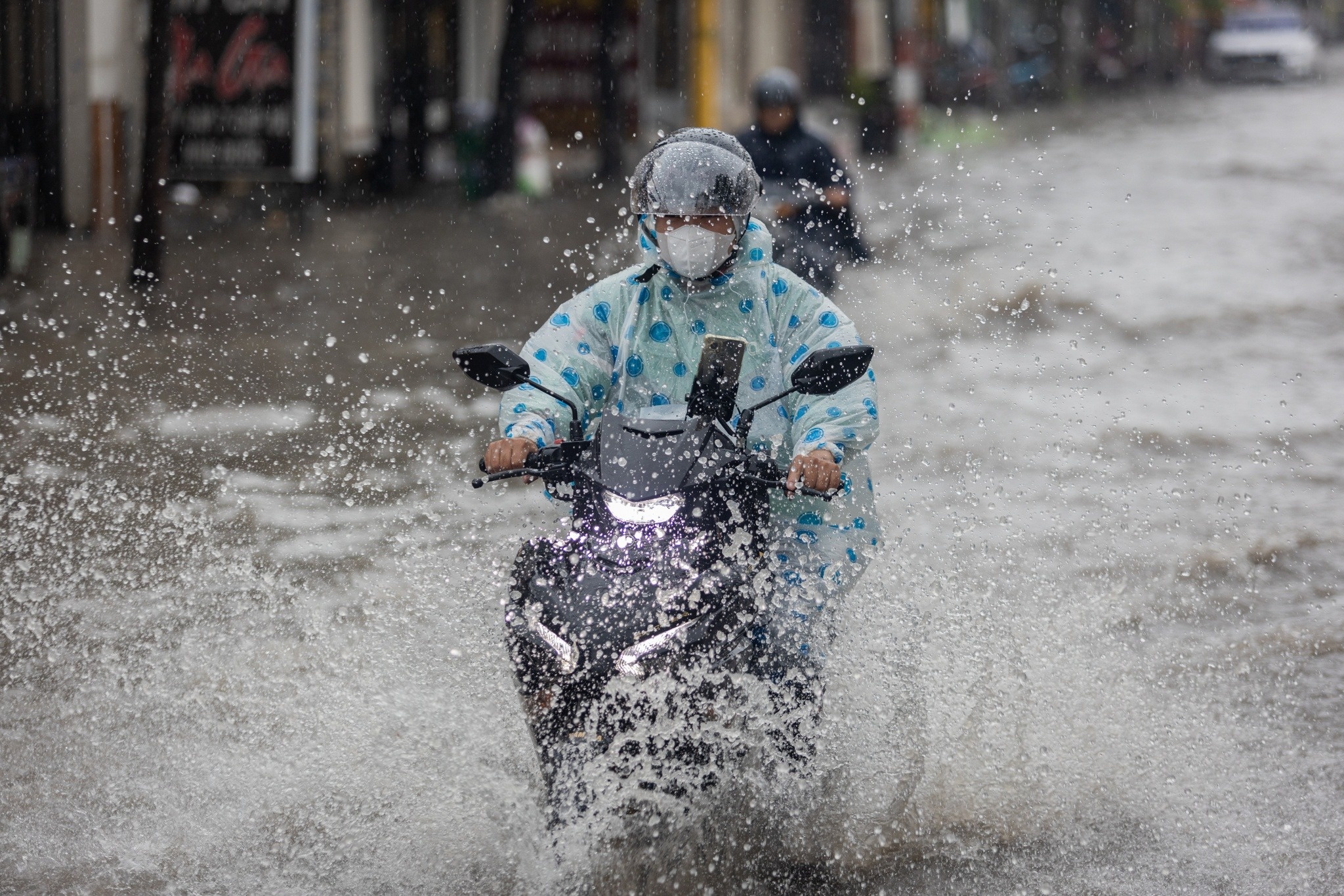 Ly do khien Nam bo, TP.HCM mua dong dai dang ca tuan hinh anh