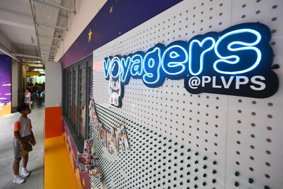 Khong gian khac la o cac truong hoc Singapore hinh anh