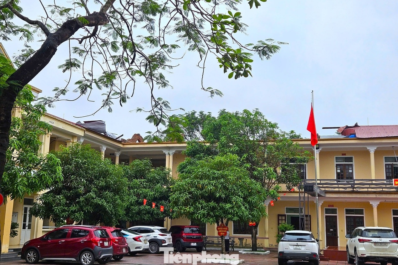 phong hoc xuong cap anh 13