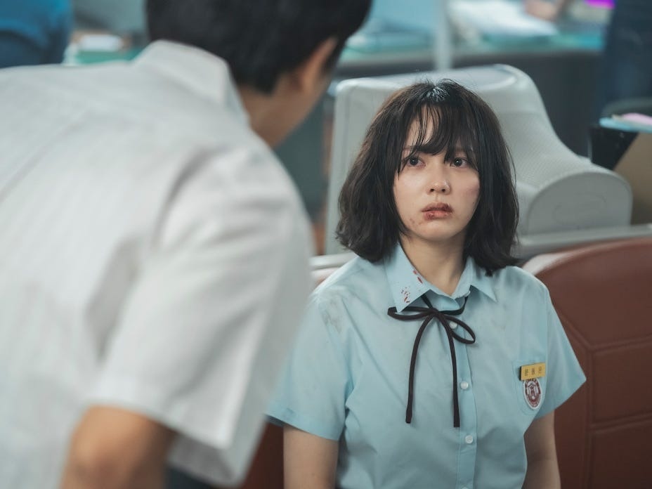 45 sinh vien Han Quoc bi cam nhap hoc vi bao luc hoc duong hinh anh