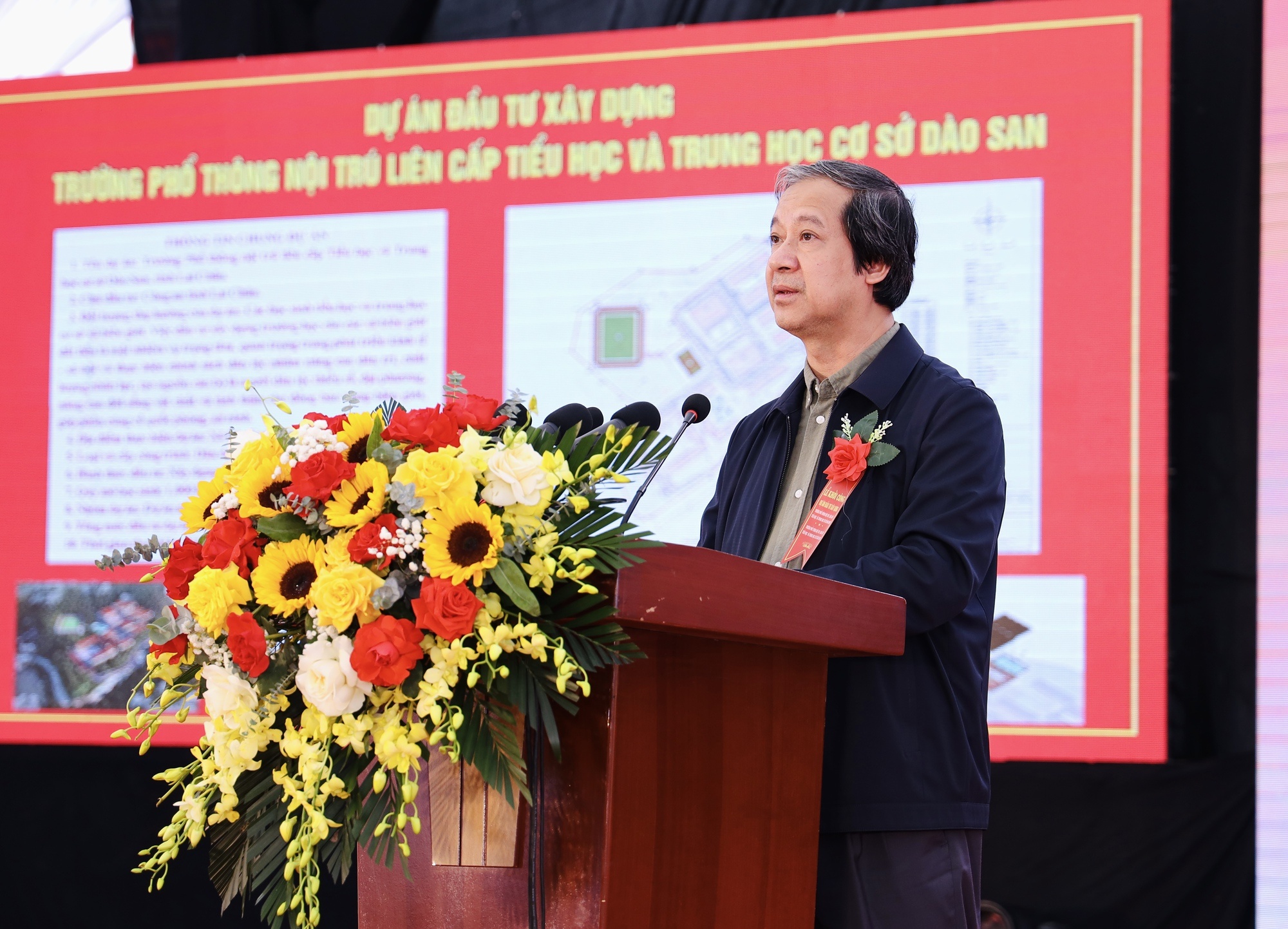 xay truong noi tru anh 3