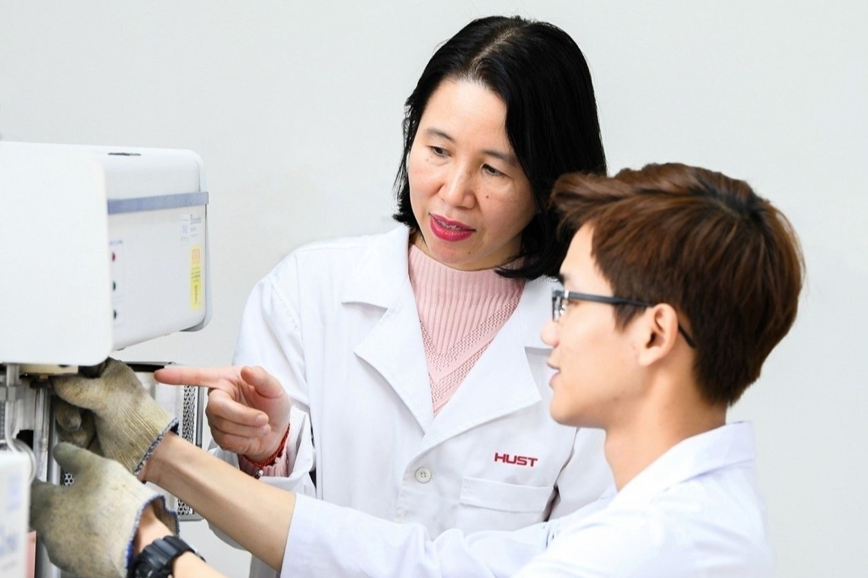 Truong dai hoc tra luong len den 200 trieu dong/thang hinh anh