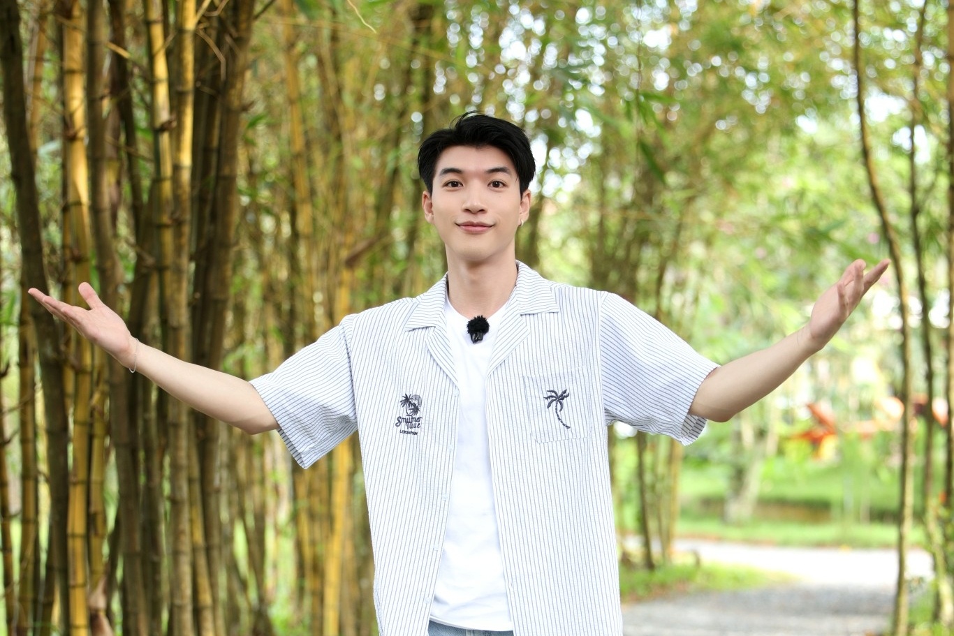 HIEUTHUHAI ve tham truong cu o TP.HCM hinh anh