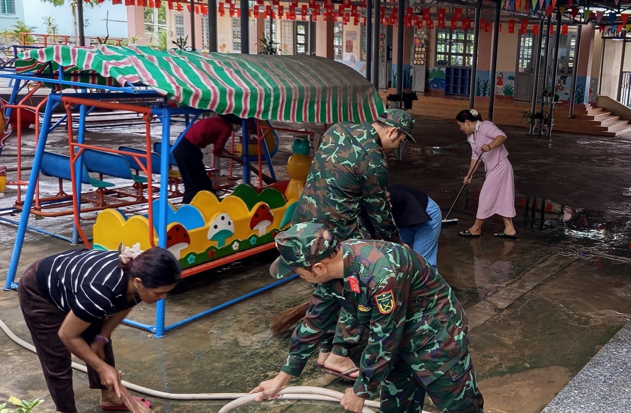 tran lu lich su anh 7