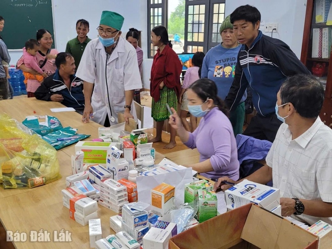 tran lu lich su anh 8