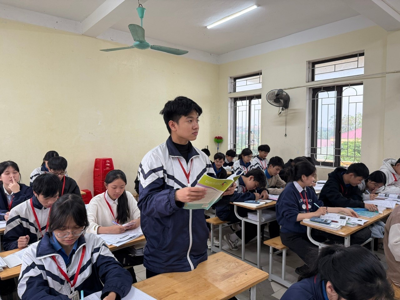 Nam sinh 'truong lang' dat 8.0 IELTS trong lan thi dau tien hinh anh