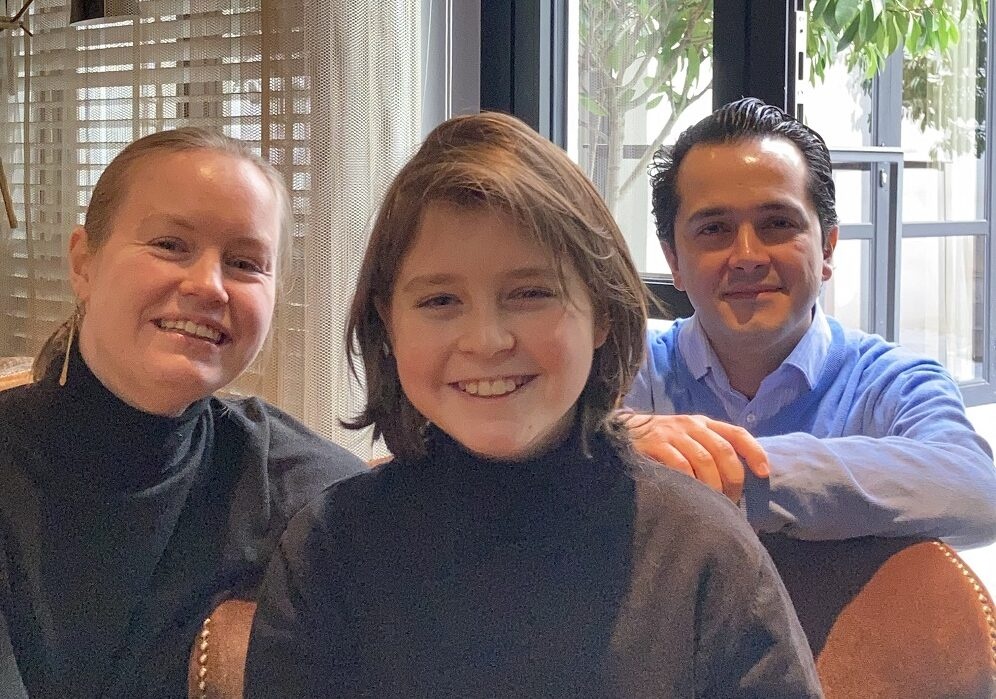 Than dong nhan bang tien si khi moi 15 tuoi hinh anh