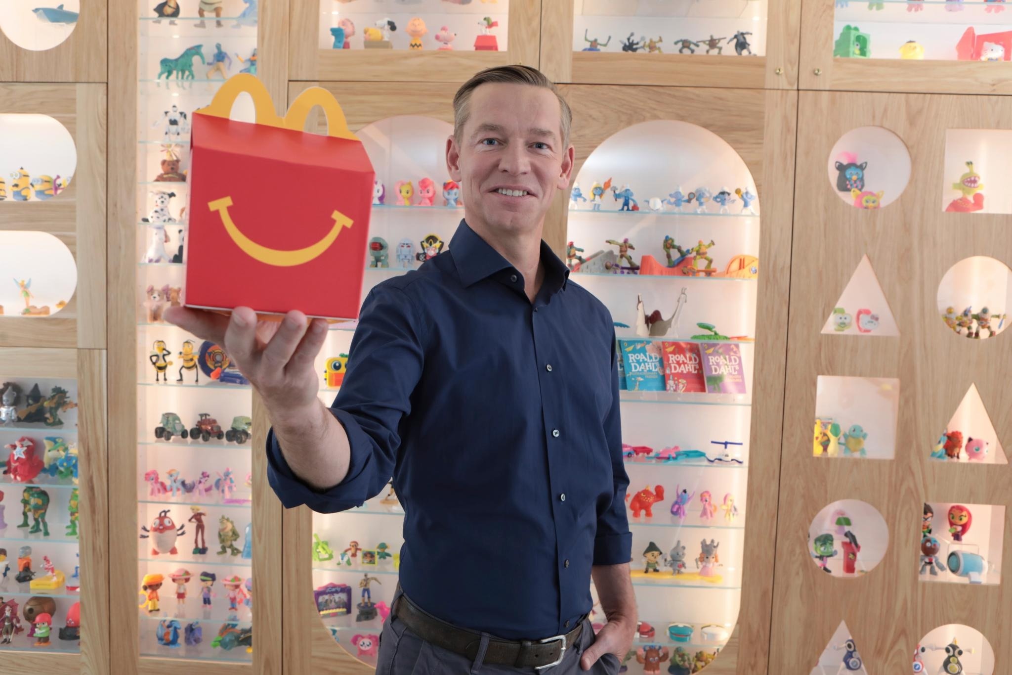 CEO McDonald’s: 'Dung ky vong sep giup ban dinh huong su nghiep' hinh anh