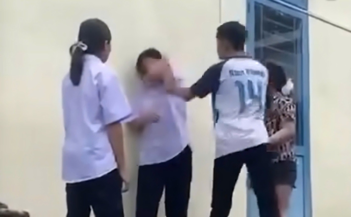 Dieu tra vu nu sinh lop 8 bi danh hoi dong phai nhap vien hinh anh