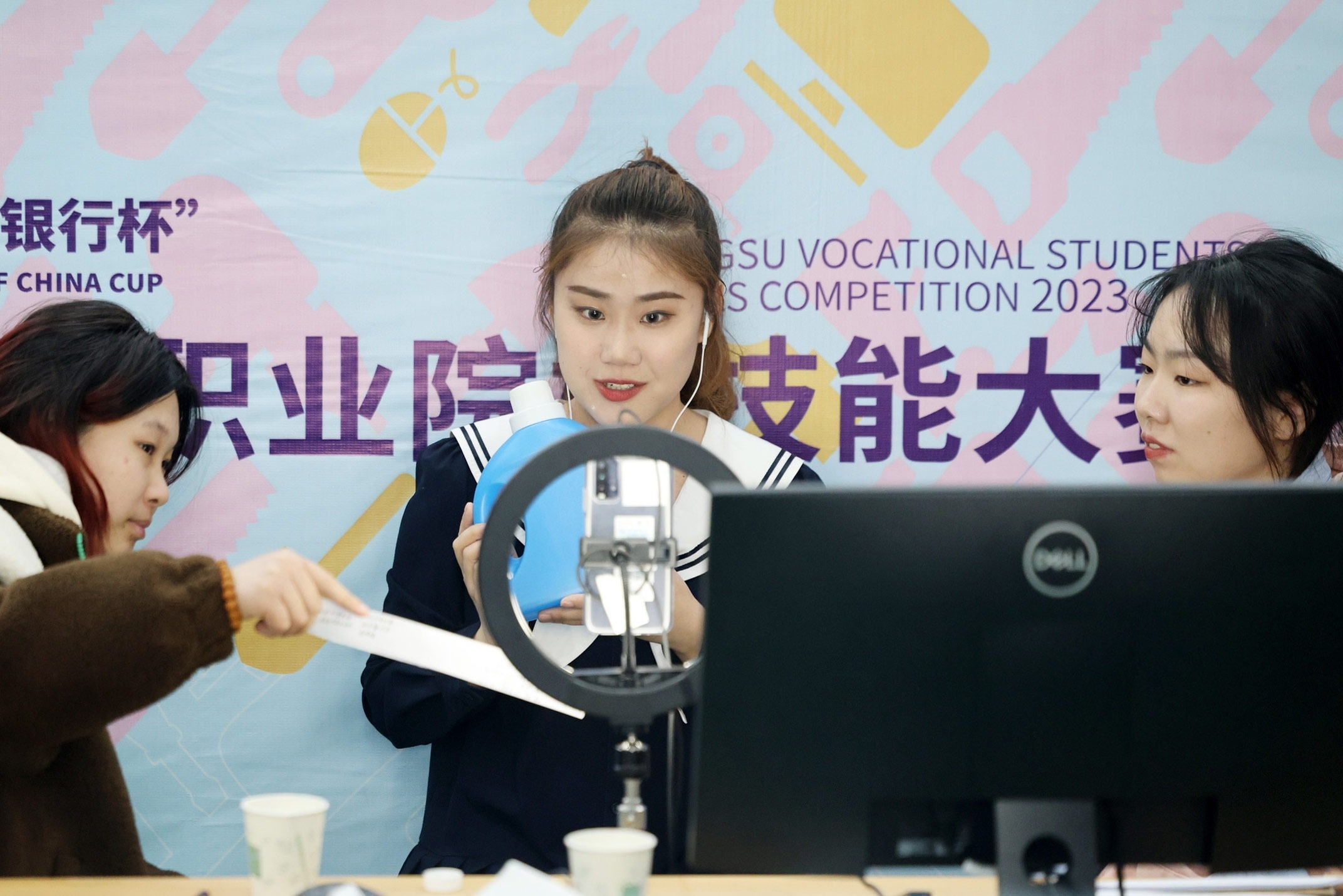 Bang dai hoc 'that sung' o Trung Quoc? hinh anh